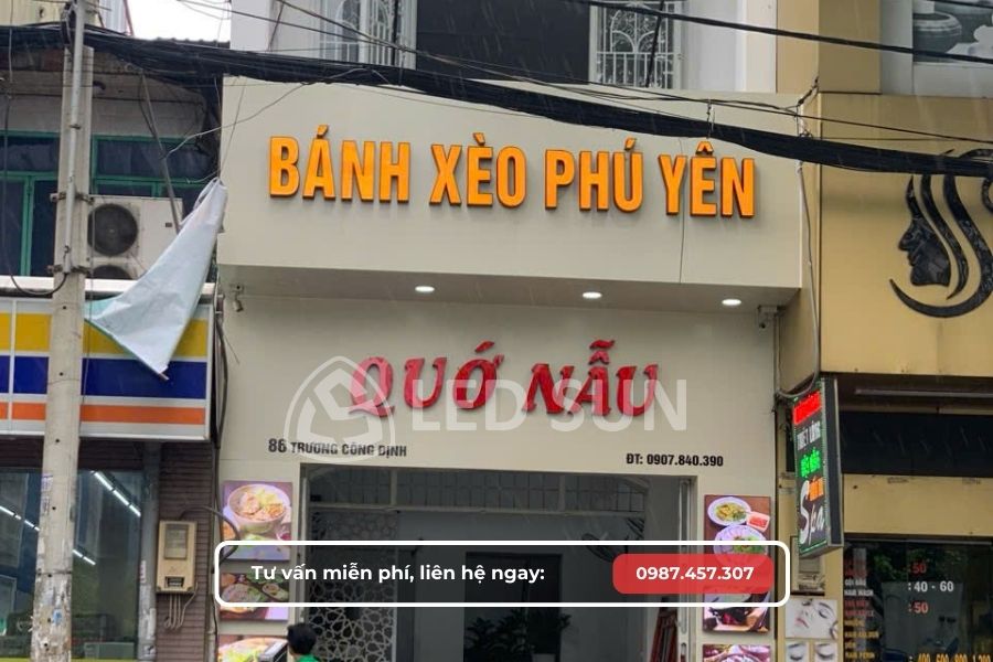 bảng hiệu mica quận 5