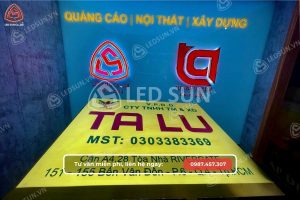 Biển hiệu công ty hiện đại tại Quận Tân Bình cho văn phòng Cộng Hòa