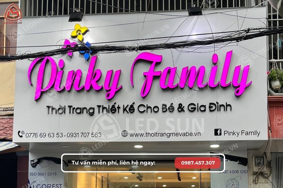 Mẫu bảng hiệu shop thời trang 