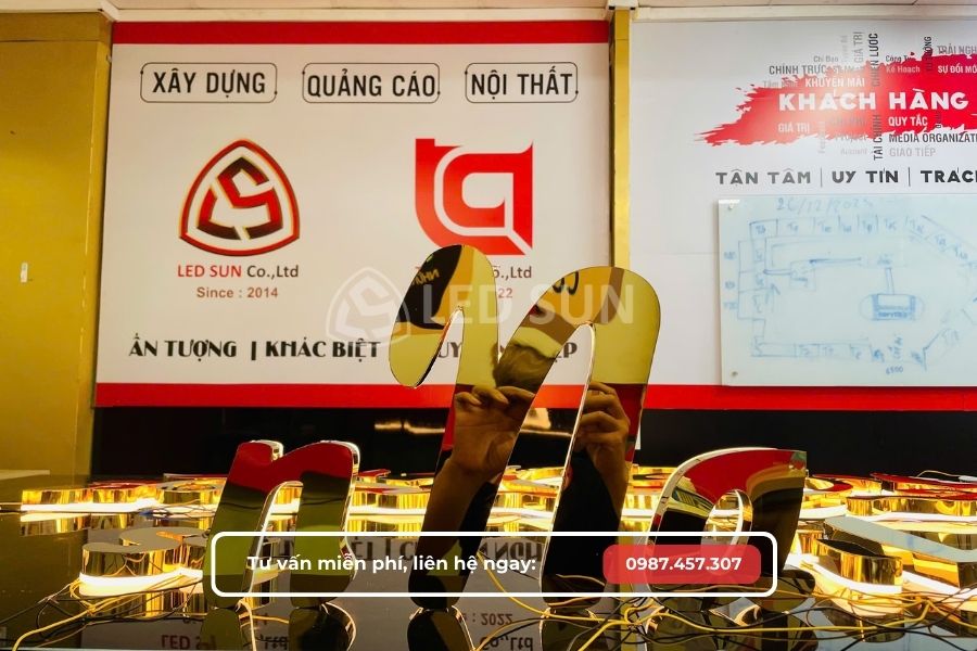gia công chữ inox quận 10