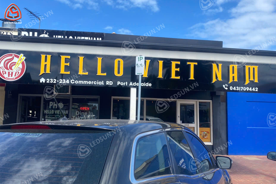 Gia công bộ chữ nổi inox mặt alu cho quán phở tại Úc