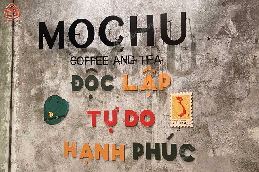 chữ inox sơn bắt cách hở tường