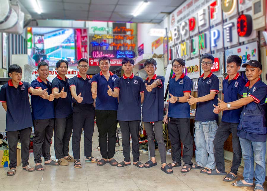 Làm biển hiệu đứng tại TP.HCM và Toàn quốc