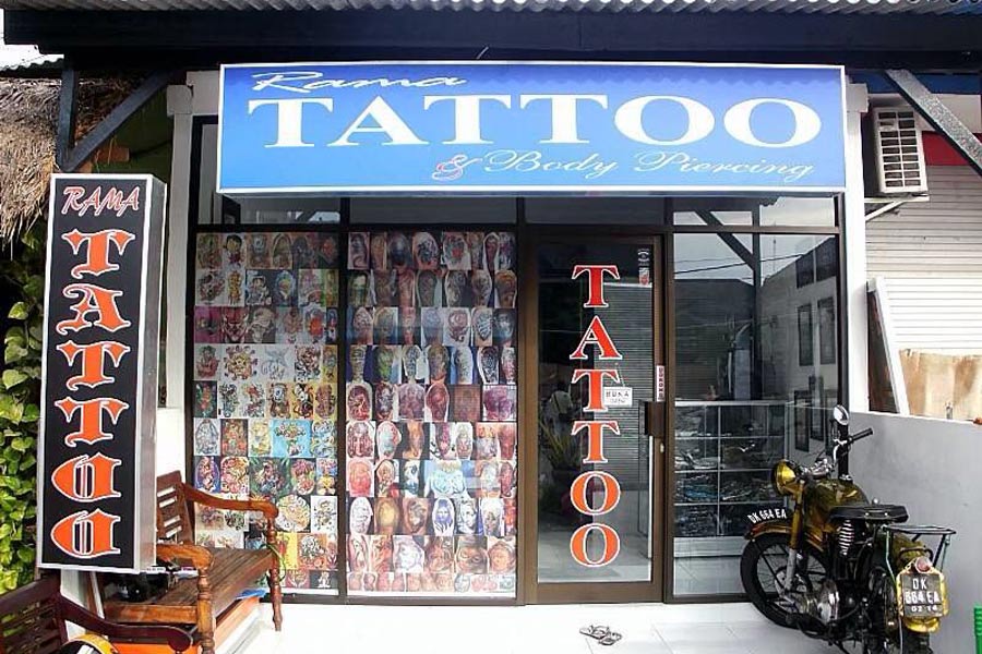 bảng hiệu tattoo bạt hiflex
